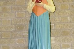 Statue - St Margaret clitherow